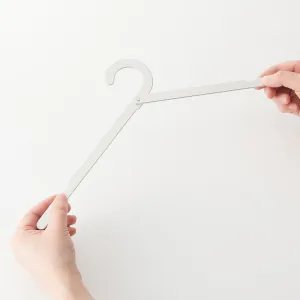 Portable Foldable Hanger